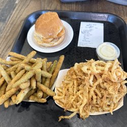 Dairy Barn In Henry's - Onion rings and fried green beans