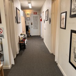 Pure Green Acupuncture - In the clinic