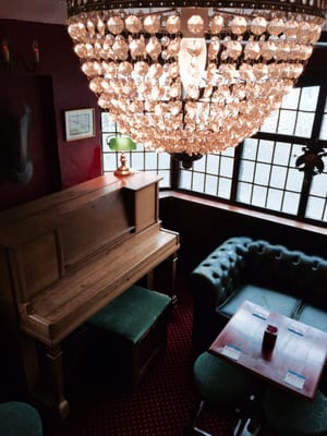 The Bedford Tavern by null