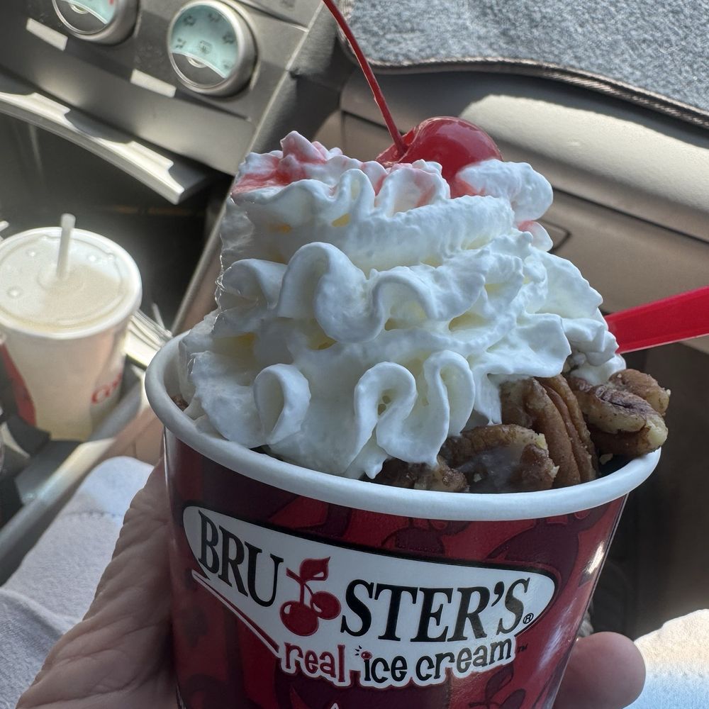Bruster's Real Ice Cream - Turtle Sundae - Ice Cream & Frozen Yogurt Near Me - La Mesa, California