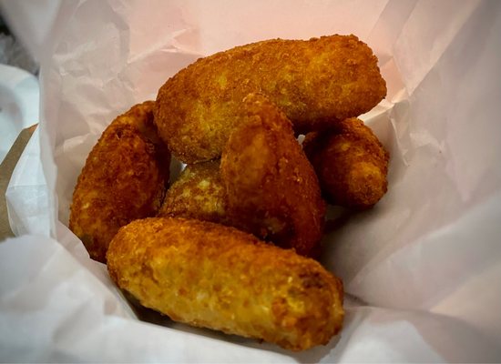 Art of Pizza on State Street by null