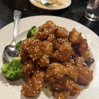Pepper Asian Bistro - Sesame Chicken - Asian Fusion Near Me - Denver, Colorado Pepper Asian Bistro - Sesame Chicken - Asian Fusion Near Me - Denver, Colorado