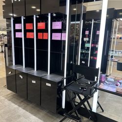 MAC Cosmetics
