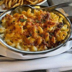 Simeon's On The Commons - Lobster Mac & Cheese