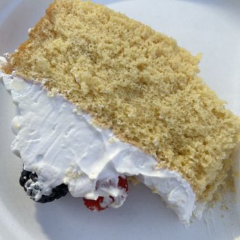 Safeway - Dry tres leches - Grocery Near Me - Hercules, California