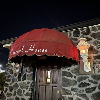 Charcoal House - Steakhouses Near Me - Saint Louis, Missouri