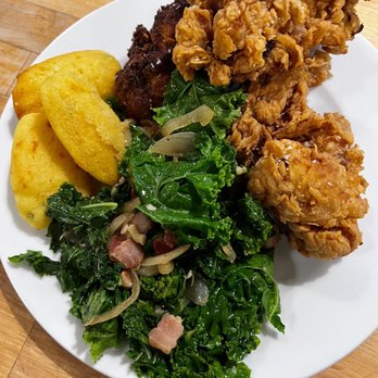 Sur La Table - Classic buttermilk fried chicken, braised kale with bacon and onion and savory cornbread Madelines with honey butter - Home Decor Near Me - Las Vegas, Nevada Sur La Table - Classic buttermilk fried chicken, braised kale with bacon and onion and savory cornbread Madelines with honey butter - Home Decor Near Me - Las Vegas, Nevada