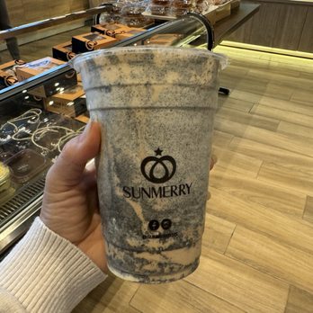Sunmerry Bakery - Sesame milk tea - Bakeries Near Me - San Diego, California Sunmerry Bakery - Sesame milk tea - Bakeries Near Me - San Diego, California
