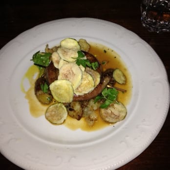 Nora Gray - Lemon sausage w/crushed potatoes and zucchini chips. - Italian Near Me - Montreal, Quebec Nora Gray - Lemon sausage w/crushed potatoes and zucchini chips. - Italian Near Me - Montreal, Quebec