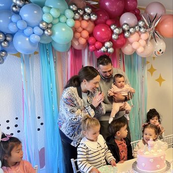 Happy Balloon Parties - Balloon Services Near Me Happy Balloon Parties - Balloon Services Near Me