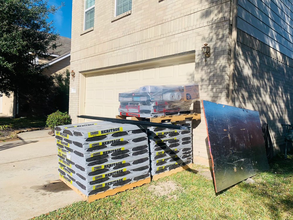 Slide of United Roofing Supply