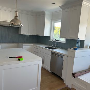 Irving Diaz Construction - a kitchen being remodeled - General Contractors Near Me Irving Diaz Construction - a kitchen being remodeled - General Contractors Near Me