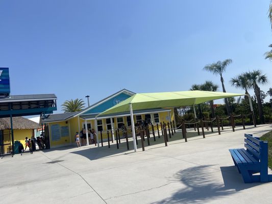 Island H2O Water Park by null