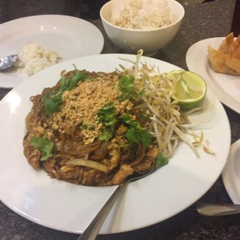 Iron Wok - Try the Pad Thai it's amazing!! - Chinese Near Me - West Des Moines, Iowa Iron Wok - Try the Pad Thai it's amazing!! - Chinese Near Me - West Des Moines, Iowa