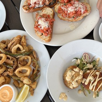 Bella Siena - Calamari, bruschetta, crab cake - Italian Near Me - Benicia, California