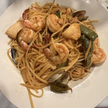 Chaves Restaurant - Brazilian Near Me - Hartford, Connecticut