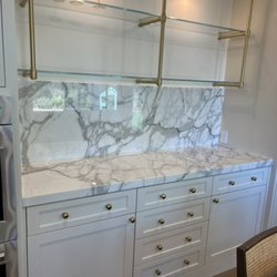 Reyes Tile & Countertop Designs
