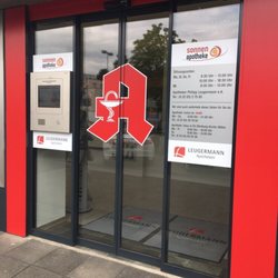 Sonnen-Apotheke - Der Eingangsbereich wurde ganz neu gestaltet