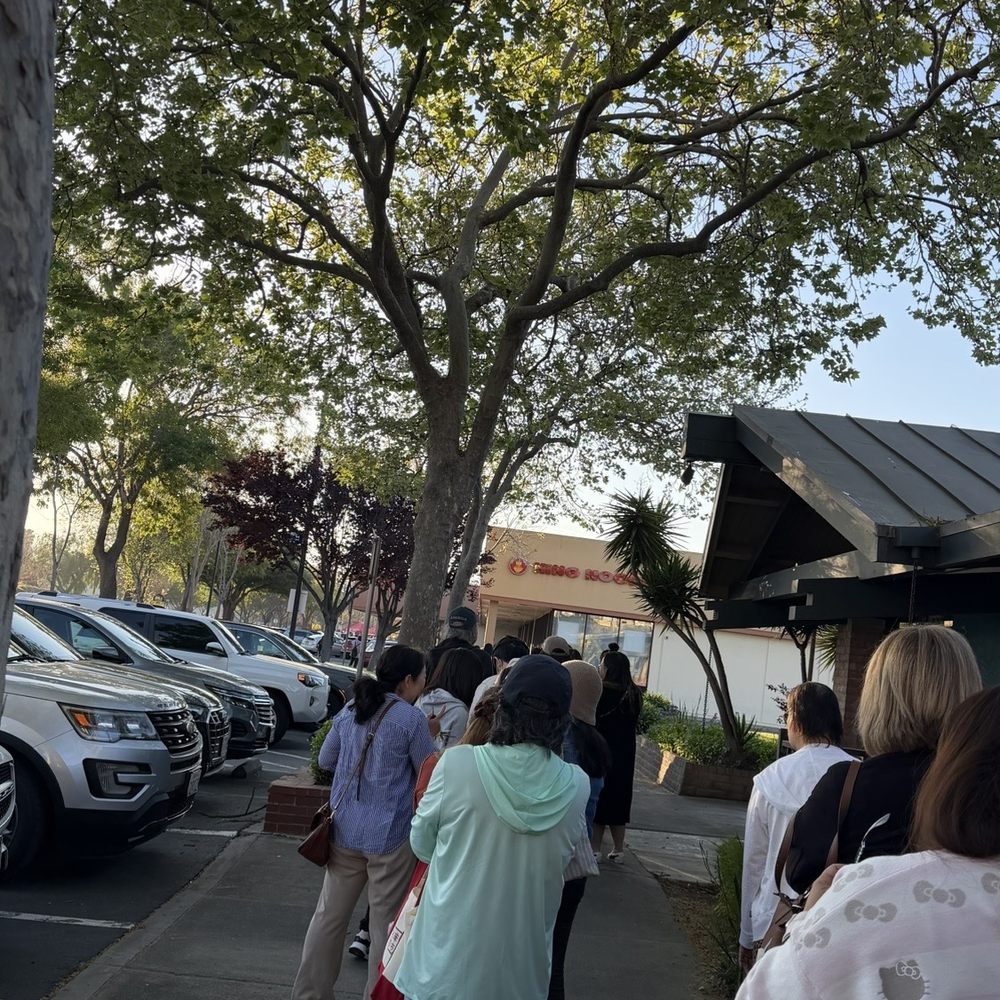 Trader Joe's - Line up outside is 2-3 blocks long . People was here since 5 am ! - Grocery Near Me - Fremont, California Trader Joe's - Line up outside is 2-3 blocks long . People was here since 5 am ! - Grocery Near Me - Fremont, California