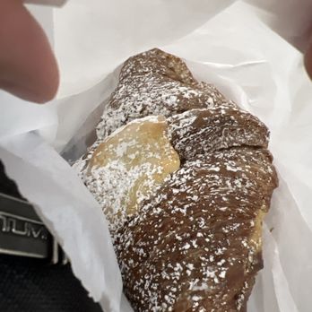 Arsicault Bakery - Almond yummy !!! - Bakeries Near Me - San Francisco, California Arsicault Bakery - Almond yummy !!! - Bakeries Near Me - San Francisco, California