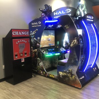 Sky Zone Trampoline Park - Trampoline Parks Near Me - Van Nuys, California