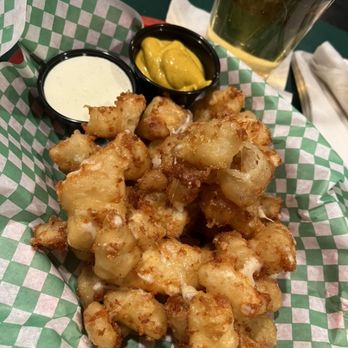 Jr Mac's - Cheese curds - Burgers Near Me - Saint Paul, Minnesota