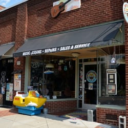 Big Hat Larry's