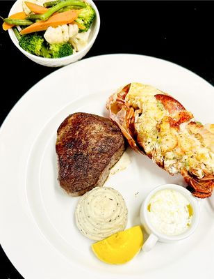 Le Bistro by null