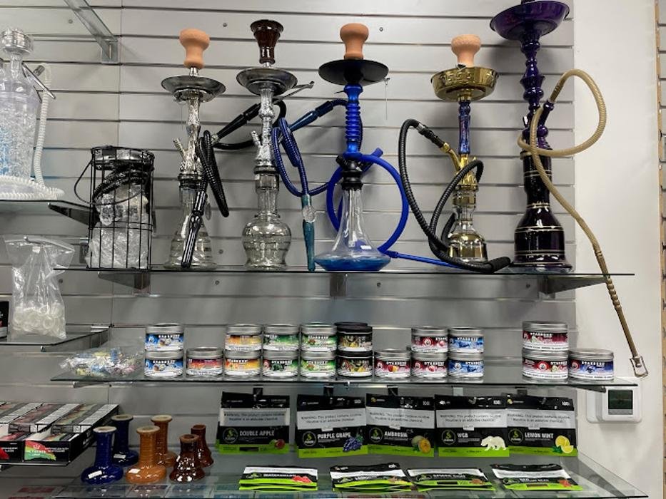 SMOKE SHOP PIPES & STUFF Updated October 2024 80 Photos 2045