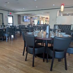 Frankie's International Bistro