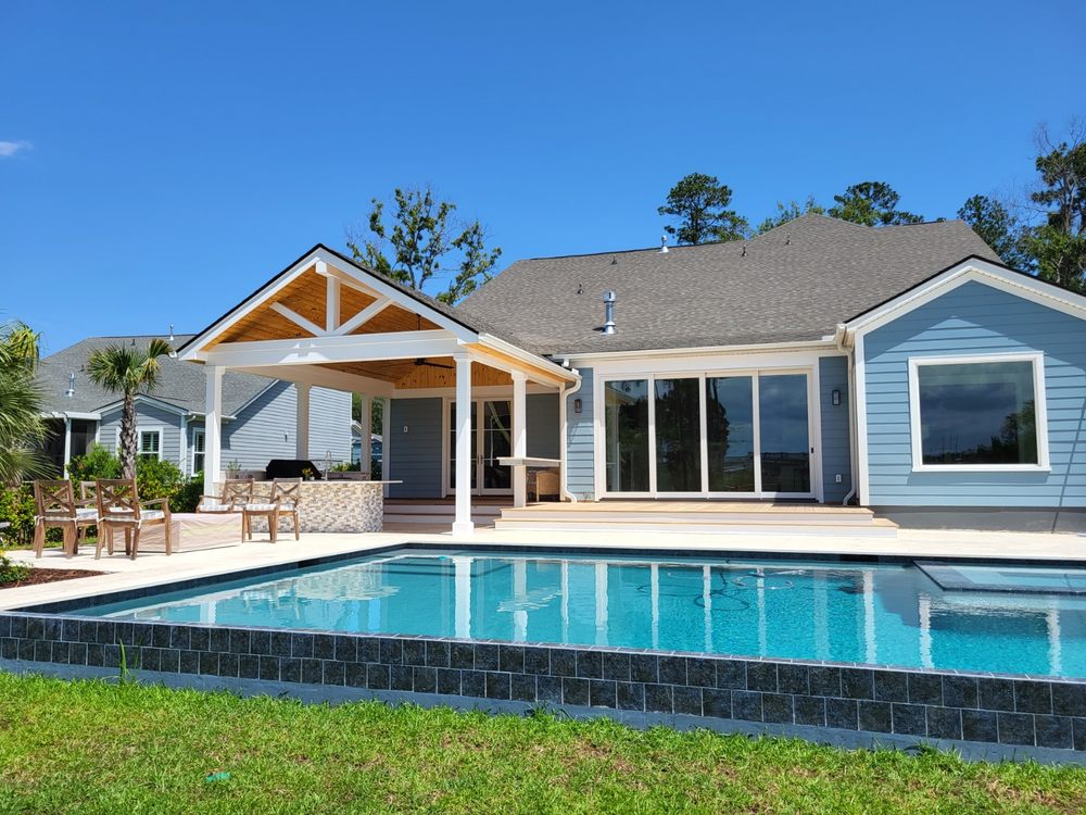 Slide of Martinelli Building and Contracting