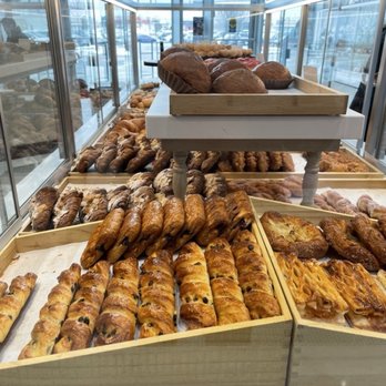 Paris Baguette - Bakeries Near Me - Richmond Hill, Ontario Paris Baguette - Bakeries Near Me - Richmond Hill, Ontario