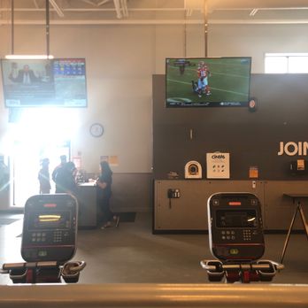 Fit 4 Less - Gyms Near Me - Brampton, Ontario Fit 4 Less - Gyms Near Me - Brampton, Ontario