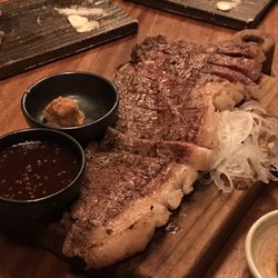 魚八日本料理 - Wagyu beef was excellent