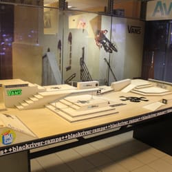 AveBmx - Makieta skateparku.
