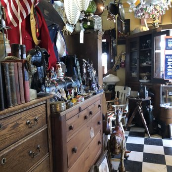 Broken Arrow - Antiques Near Me - Maryville, Tennessee
