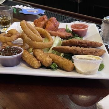 Cronin & Phelan's - Sampler - Pubs Near Me - Astoria, New York Cronin & Phelan's - Sampler - Pubs Near Me - Astoria, New York