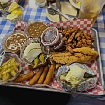 CATFISH SAM’S - Updated July 2024 - 108 Photos & 178 Reviews - 2735 W ...