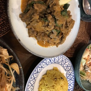 Thaï Royal - Riz ananas et boeuf 18€ - Thai Near Me - Paris, 75