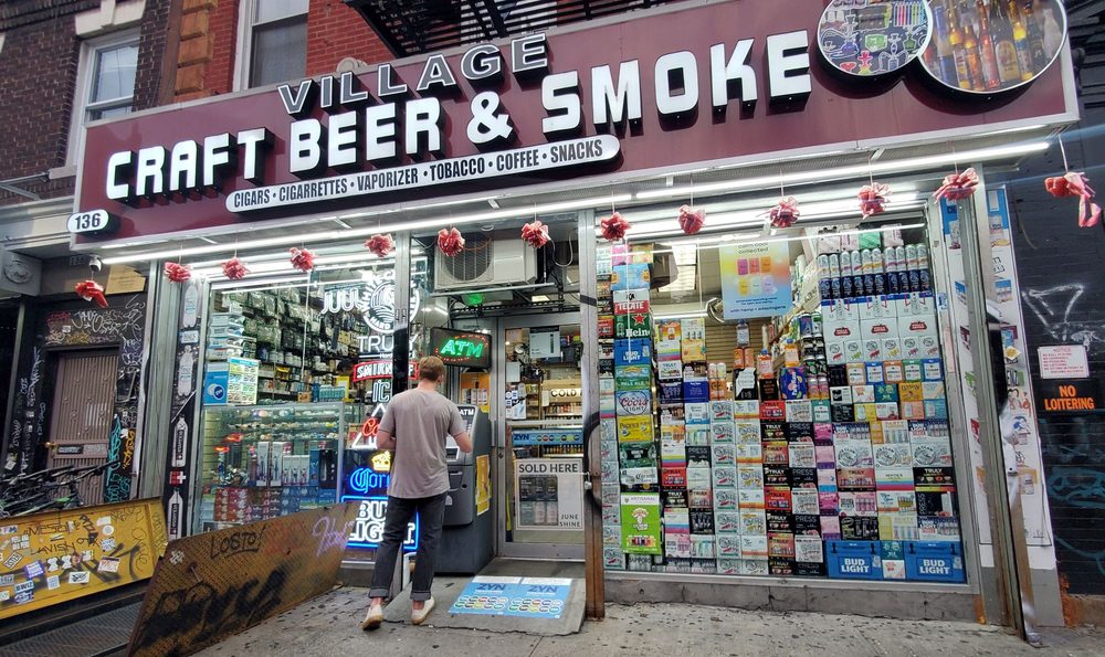 VILLAGE CRAFT BEER & SMOKE Updated August 2024 136 1st Ave, New