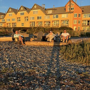 Semiahmoo Resort, Golf & Spa - Comfy Adirondack chairs everywhere! - Hotels Near Me - Blaine, Washington