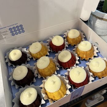 Nothing Bundt Cakes - Bakeries Near Me - Issaquah, Washington Nothing Bundt Cakes - Bakeries Near Me - Issaquah, Washington
