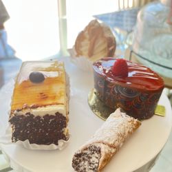 Caramel Pastries