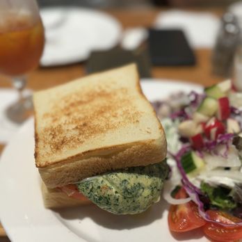 HARBS SoHo - Omelette sandwich and house salad - Bakeries Near Me - New York, New York
