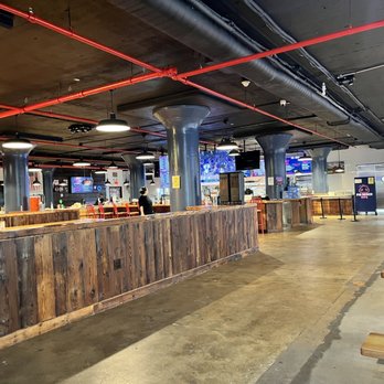 Pig Beach BBQ - Interior - Barbeque Near Me - Astoria, New York Pig Beach BBQ - Interior - Barbeque Near Me - Astoria, New York