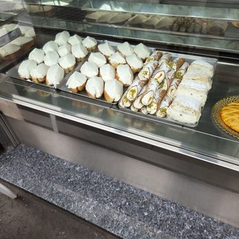 Regoli - Patisserie/Cake Shop Near Me - Rome, RM