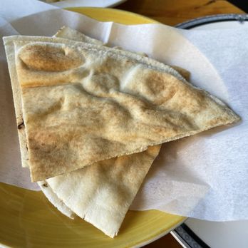 El Toum - Pita bread (comes with Hummus 'bi lahmet') - Lebanese Near Me - Jackson Heights, New York El Toum - Pita bread (comes with Hummus 'bi lahmet') - Lebanese Near Me - Jackson Heights, New York