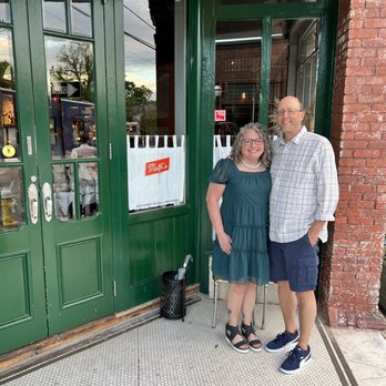 Melfi's - To youngsters out on the town. - Pizza Near Me - Charleston, South Carolina
