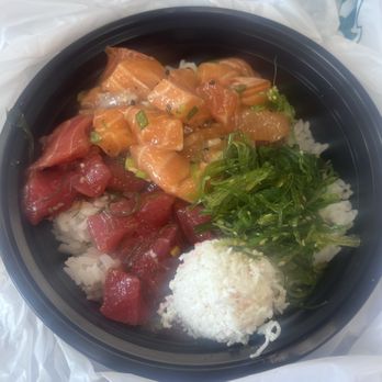 Fish King - Tuna and Salmon Poke Bowl - Seafood Markets Near Me - Glendale, California
