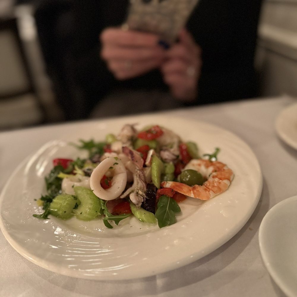 Ponte Vecchio Restaurant - Italian Near Me - Brooklyn, New York